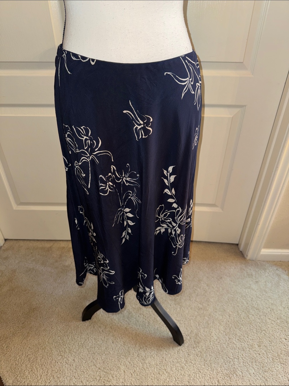 Lauren Ralph Lauren - Navy Blue Floral Midi Skirt - Size Small